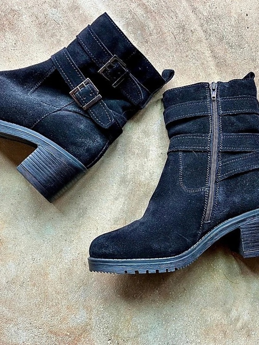 Vintage Foundry Co Charmaine Bootie Black
Suede
